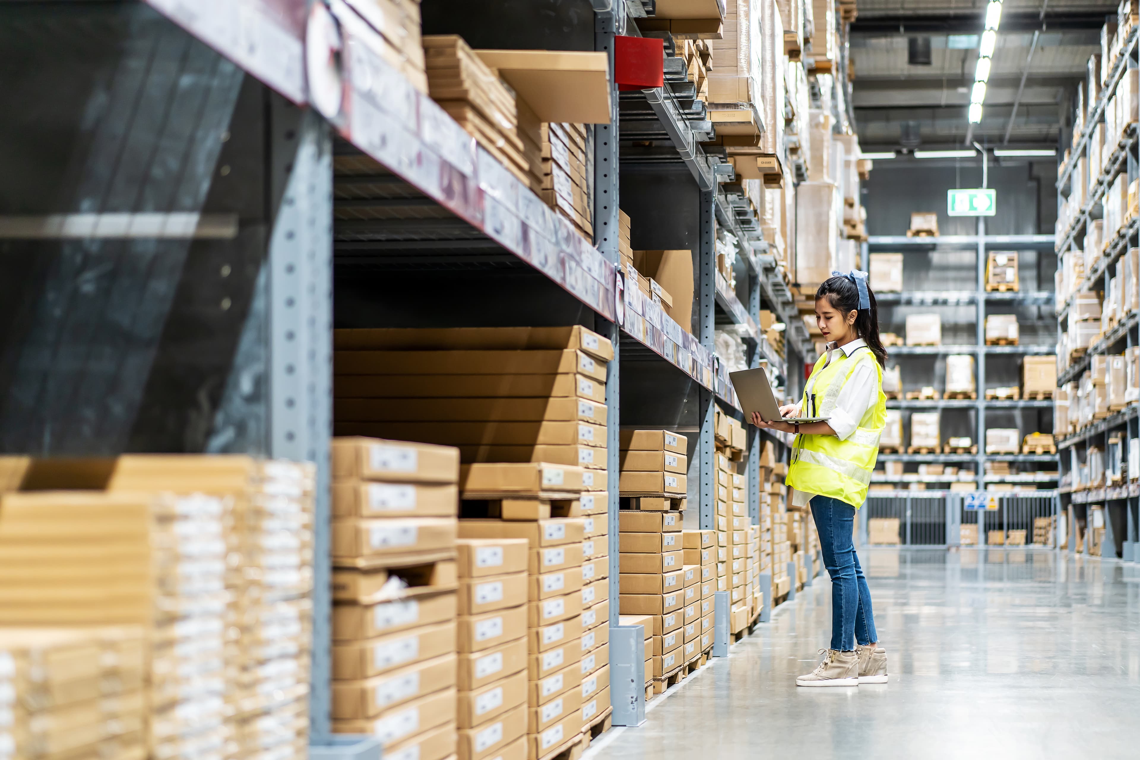 Retail & E-Commerce Warehousing